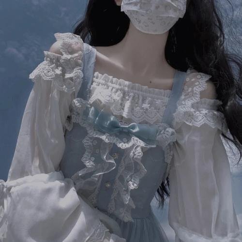 蕾蒙娜和姐姐